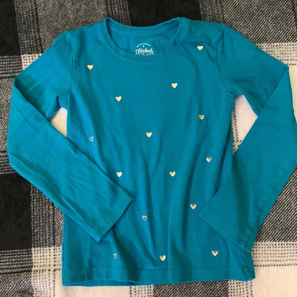 Faded Glory Long Sleeve Heart Gem Top